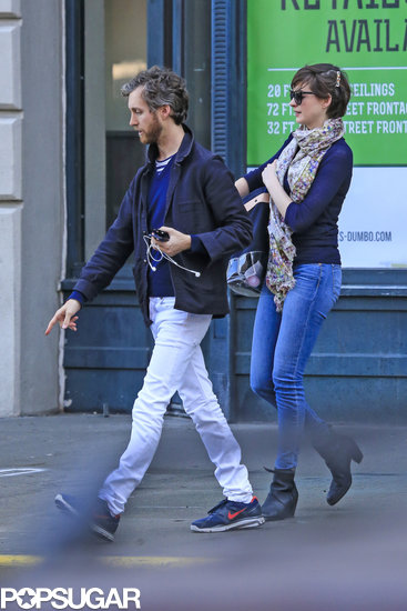 Adam Shulman and Anne Hathaway strolled together in Brooklyn.
Adam Shulman and Anne Hathaway strolled together in Brooklyn.