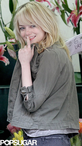 Emma Stone gave a cute smile while on set in NYC.
Emma Stone gave a cute smile while on set in NYC.