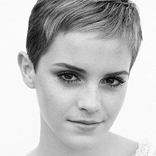 Emma Watson's Birthday and Pictures of Her Beauty Looks