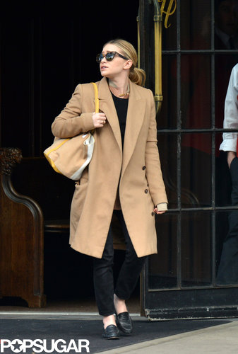 Two Olsen Sisters — Elizabeth and Ashley — Spend a Day in NYC Two Olsen Sisters — Elizabeth and Ashley — Spend a Day in NYC