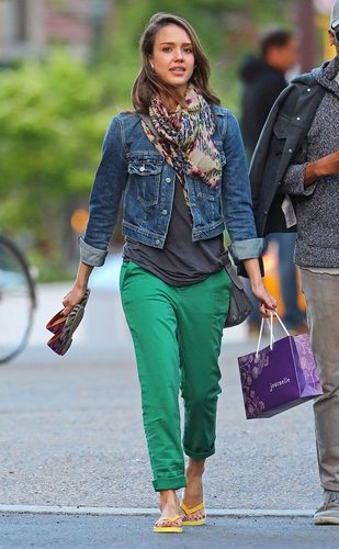 For a pedicure session in NYC, Alba swapped her colored denim for a classic jean jacket, preppy green pants, and a printed wrap scarf.
For a pedicure session in NYC, Alba swapped her colored denim for a classic jean jacket, preppy green pants, and a printed wrap scarf.