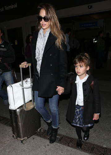 Touching down at LAX on her way back from Paris, Jessica paired her softly distressed jeans with a polished peplum coat and Rag & Bone ankle boots.
Touching down at LAX on her way back from Paris, Jessica paired her softly distressed jeans with a polished peplum coat and Rag & Bone ankle boots.