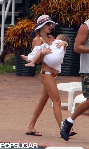 Kate Hudson had son Ryder Robinson's company for a dip while in Australia in 2007.
Kate Hudson had son Ryder Robinson's company for a dip while in Australia in 2007.