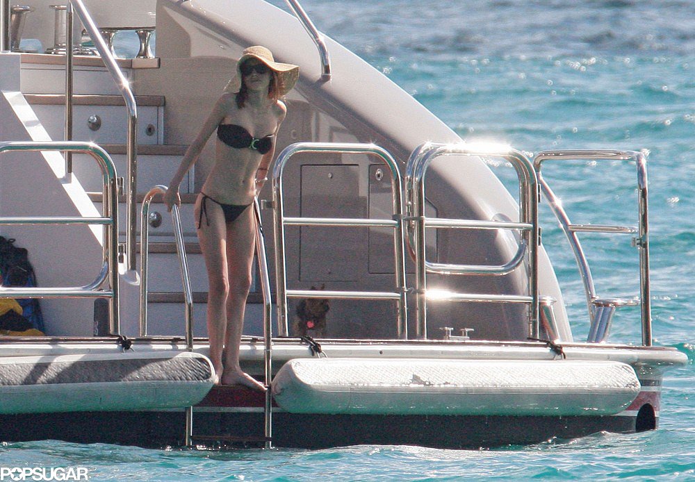 She rang in 2010 on a yacht in St. Barts with Orlando.
She rang in 2010 on a yacht in St. Barts with Orlando.