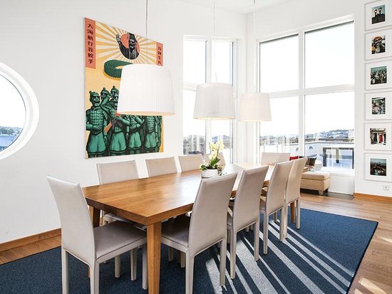 Hanging pendant lamps are a fresh, unexpected counterpart to the simple wooden dining table.
Source: Sotheby's
Hanging pendant lamps are a fresh, unexpected counterpart to the simple wooden dining table.
Source: Sotheby's