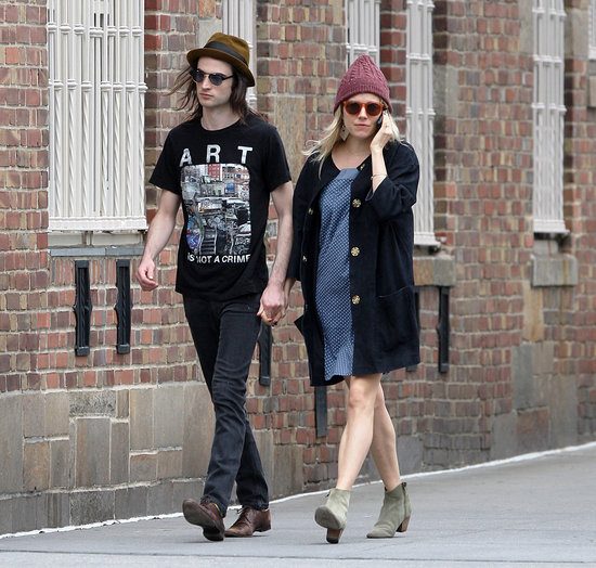 Sienna and Tom Take a Couple's Stroll and Possibly Team Up For Burberry Sienna and Tom Take a Couple's Stroll and Possibly Team Up For Burberry