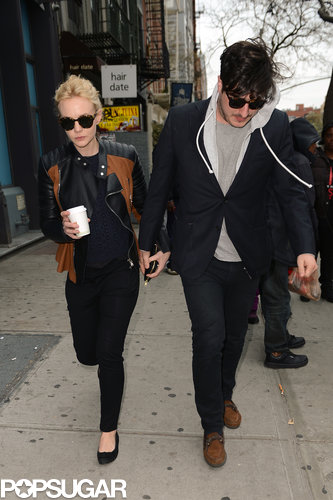Carey Mulligan stepped out for lunch with her husband, Marcus Mumford.
Carey Mulligan stepped out for lunch with her husband, Marcus Mumford.