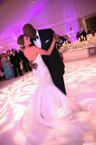Michael Jordan danced with his bride, Yvette Prieto, at their lavish April affair at the Bear's Club in Florida.
Michael Jordan danced with his bride, Yvette Prieto, at their lavish April affair at the Bear's Club in Florida.