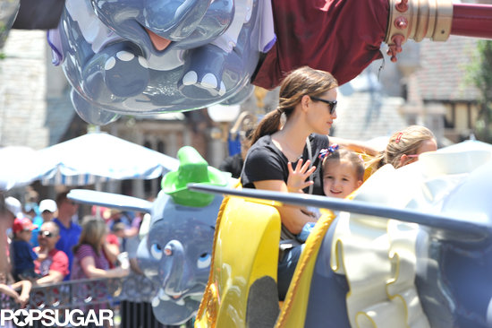Seraphina Affleck waved while riding the Dumbo ride in Disneyland with mom Jennifer Garner and sister Violet Affleck.
Seraphina Affleck waved while riding the Dumbo ride in Disneyland with mom Jennifer Garner and sister Violet Affleck.