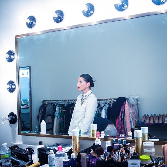 J.Crew creative director Jenna Lyons showed off how a cat eye is done while primping for the Met Gala.
Source: Instagram user jcrew
J.Crew creative director Jenna Lyons showed off how a cat eye is done while primping for the Met Gala.
Source: Instagram user jcrew