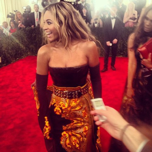 Our jaws dropped when we saw Beyoncé hit the red carpet in this Givenchy creation.
Source: Instagram user modaoperandi
Our jaws dropped when we saw Beyoncé hit the red carpet in this Givenchy creation.
Source: Instagram user modaoperandi