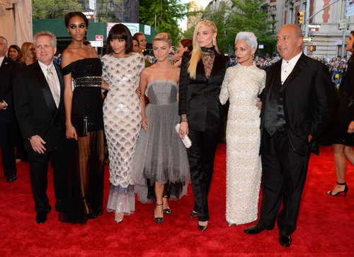 A whole host of famous friends, including Ashley Madekwe, Julianne Hough, Jaime Kings, and Nicole Richie, got together for a snap.
A whole host of famous friends, including Ashley Madekwe, Julianne Hough, Jaime Kings, and Nicole Richie, got together for a snap.