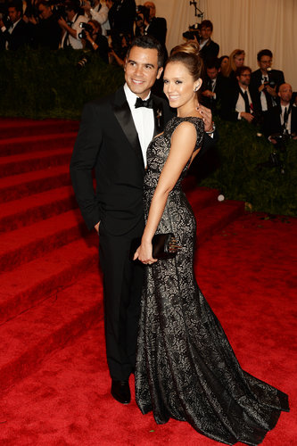 Jessica Alba cozied up to her husband, Cash Warren.
Jessica Alba cozied up to her husband, Cash Warren.