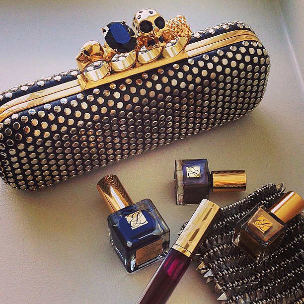 We're loving the sparkles and studs from Estée Lauder, pre-Met Gala.
Source: Instagram user esteelauder
We're loving the sparkles and studs from Estée Lauder, pre-Met Gala.
Source: Instagram user esteelauder