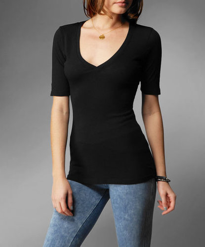 Short sheeve deep v-neck tee