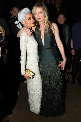 Nicole Richie and Kirsten Dunst shared a moment at the bash.
Source: Neil Rasmus/BFAnyc.com
Nicole Richie and Kirsten Dunst shared a moment at the bash.
Source: Neil Rasmus/BFAnyc.com