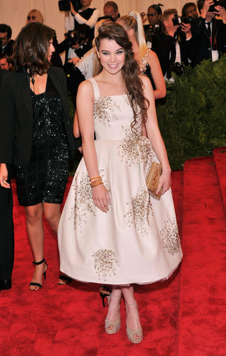 Hailee Steinfeld at the Met Gala 2013.
Hailee Steinfeld at the Met Gala 2013.