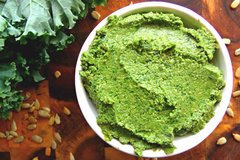 Kale & sunflower pesto