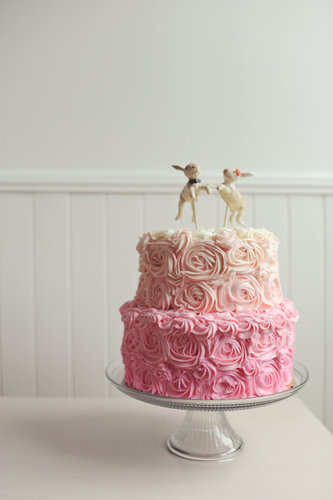 "Divine" doesn't even begin to describe this sweet pink ombré cake.
Photo by Jessica May Photography via Style Me Pretty
"Divine" doesn't even begin to describe this sweet pink ombré cake.
Photo by Jessica May Photography via Style Me Pretty