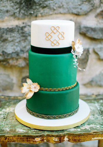Sure, green is an unexpected color for a cake, but add gold hearts and gold ribbon, and it's as feminine as it gets.
Photo by Love by Serena via Style Me Pretty
Sure, green is an unexpected color for a cake, but add gold hearts and gold ribbon, and it's as feminine as it gets.
Photo by Love by Serena via Style Me Pretty