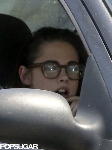 Kristen Stewart wore glasses after news of her split from Robert Pattinson was released.
Kristen Stewart wore glasses after news of her split from Robert Pattinson was released.