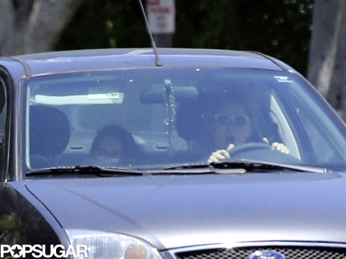Kristen Stewart Has a "Relaxed" Dinner With Friends and Visits Taylor Swift Postsplit Kristen Stewart Has a "Relaxed" Dinner With Friends and Visits Taylor Swift Postsplit