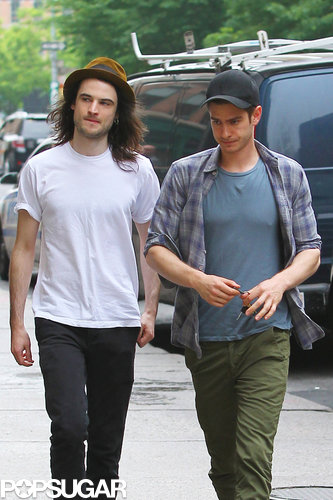 Brits and the City! Andrew Garfield Teams Up With Tom Sturridge Brits and the City! Andrew Garfield Teams Up With Tom Sturridge