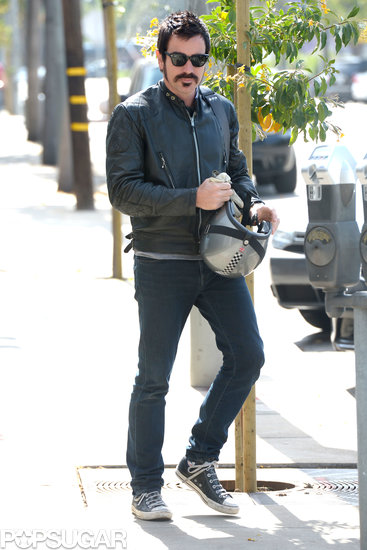Ewan McGregor ran errands in West Hollywood. Ewan McGregor ran errands in West Hollywood.