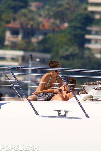 Leo Lounges Shirtless on a Yacht Surrounded By Ladies Leo Lounges Shirtless on a Yacht Surrounded By Ladies