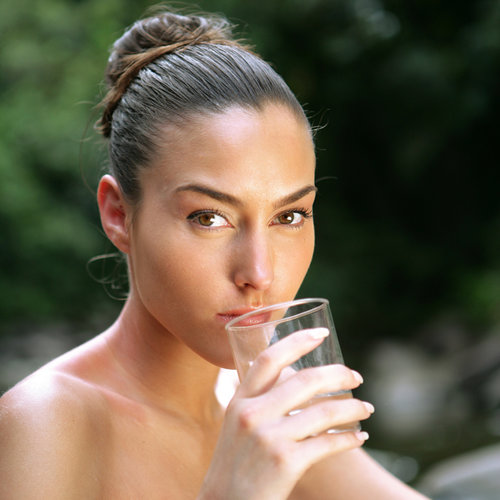 Why Drinking Water Makes You Look Better