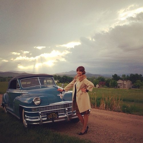 Jessica Alba rocked a vintage look while filming Dear Eleanor in Colorado.
Source: Instagram user jessicaalba
Jessica Alba rocked a vintage look while filming Dear Eleanor in Colorado.
Source: Instagram user jessicaalba