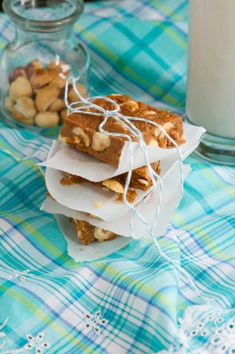 5 Ingredient Hazelnut Toffee Squares