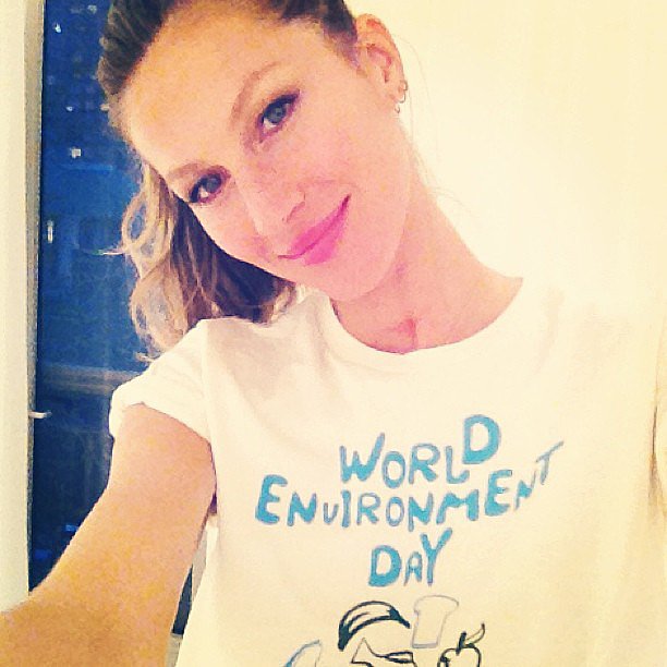 [Image: Gisele-Bündchen-snapped-selfie-celebrate...nt-Day.jpg]
