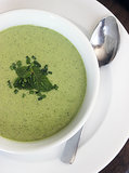 Detoxing Cucumber and Mint Soup Recipe Detoxing Cucumber and Mint Soup Recipe