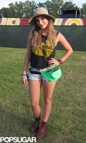 Sarah put a '90s spin on her Wu-Tang look, and it had everything to do with her neon green fanny pack and maroon Doc Martens.
Sarah put a '90s spin on her Wu-Tang look, and it had everything to do with her neon green fanny pack and maroon Doc Martens.