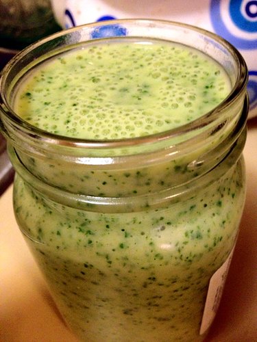 Coconut-Tangerine Kale Smoothie