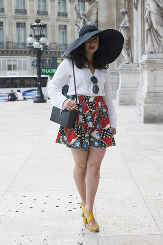 A glamorous wide-brim hat gave this outfit a definitively Summer feel.
A glamorous wide-brim hat gave this outfit a definitively Summer feel.