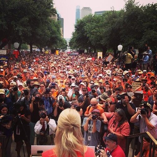 Photographers snapped pictures while Wendy Davis addressed the crowd.
Source: Twitter user CecileRichards
Photographers snapped pictures while Wendy Davis addressed the crowd.
Source: Twitter user CecileRichards