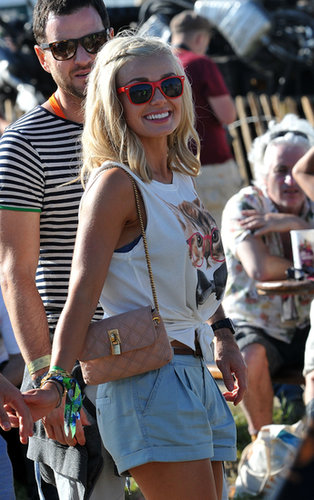 With the weather seemingly warmed up, English celeb Katherine Jenkins paired denim shorts with a knotted tank.
With the weather seemingly warmed up, English celeb Katherine Jenkins paired denim shorts with a knotted tank.