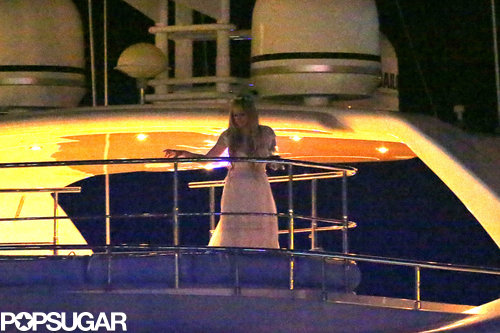 Avril Lavigne Marries Chad Kroeger in a Black Wedding Dress! Avril Lavigne Marries Chad Kroeger in a Black Wedding Dress!