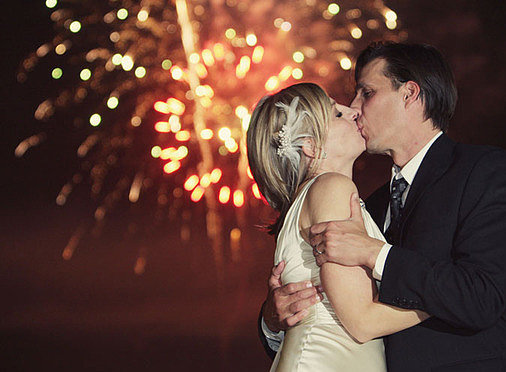 The pair got kissy during the show.
Photo by Sedona Bride Photographers via Style Me Pretty
The pair got kissy during the show.
Photo by Sedona Bride Photographers via Style Me Pretty