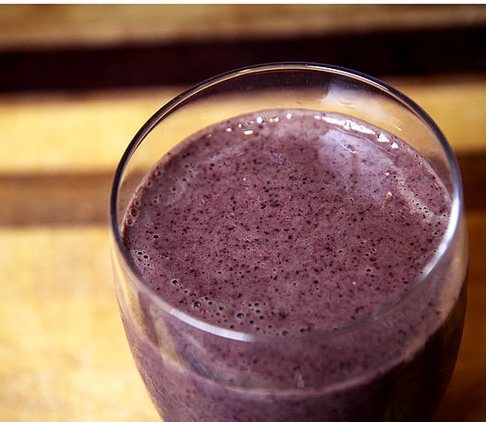 Flat-Belly Blueberry Smoothie Flat-Belly Blueberry Smoothie