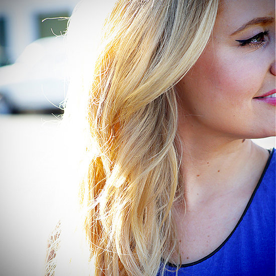 Bombshell Beauty: Get Victoria's Secret Waves at Home Bombshell Beauty: Get Victoria's Secret Waves at Home