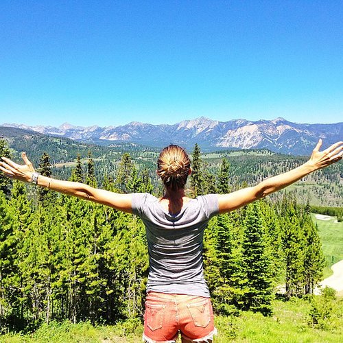 Gisele Bündchen bid good morning to "Mother Earth."
Source: Instagram user giseleofficial
Gisele Bündchen bid good morning to "Mother Earth."
Source: Instagram user giseleofficial