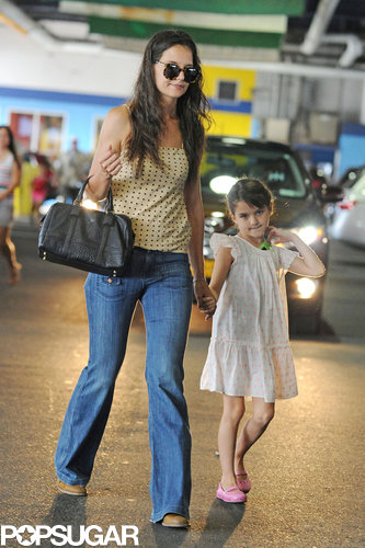 Katie Holmes and Suri Cruise Beat the Heat in NYC Katie Holmes and Suri Cruise Beat the Heat in NYC