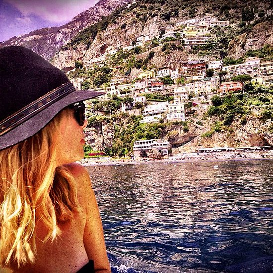 Ashley Benson covered her hair in a fedora cap to keep the sun at bay while seeing a few sights and sunbathing.
Source: Instagram user itsashbenzo
Ashley Benson covered her hair in a fedora cap to keep the sun at bay while seeing a few sights and sunbathing.
Source: Instagram user itsashbenzo
