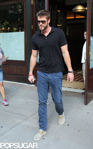 Looking Good, Hemsworth! Liam Promotes Paranoia in the Big Apple Looking Good, Hemsworth! Liam Promotes Paranoia in the Big Apple