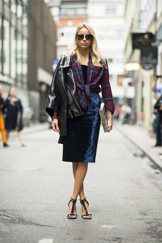 Come Fashion Week, this is the uniform — a perfect styling strategy that employs plaid, leather, the pencil skirt, and killer footwear.
Source: Le 21ème | Adam Katz Sinding
Come Fashion Week, this is the uniform — a perfect styling strategy that employs plaid, leather, the pencil skirt, and killer footwear.
Source: Le 21ème | Adam Katz Sinding