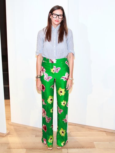 It takes major might to wear such bold pants, but her effortless pairing emboldens even the faintest-of-fashion-heart.
It takes major might to wear such bold pants, but her effortless pairing emboldens even the faintest-of-fashion-heart.