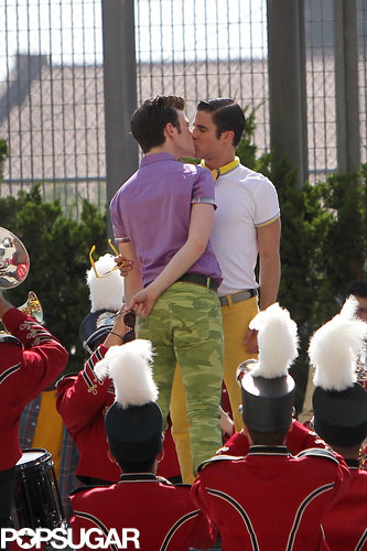 Chris Colfer and Darren Criss Start Glee's Fifth Season With a Smooch Chris Colfer and Darren Criss Start Glee's Fifth Season With a Smooch